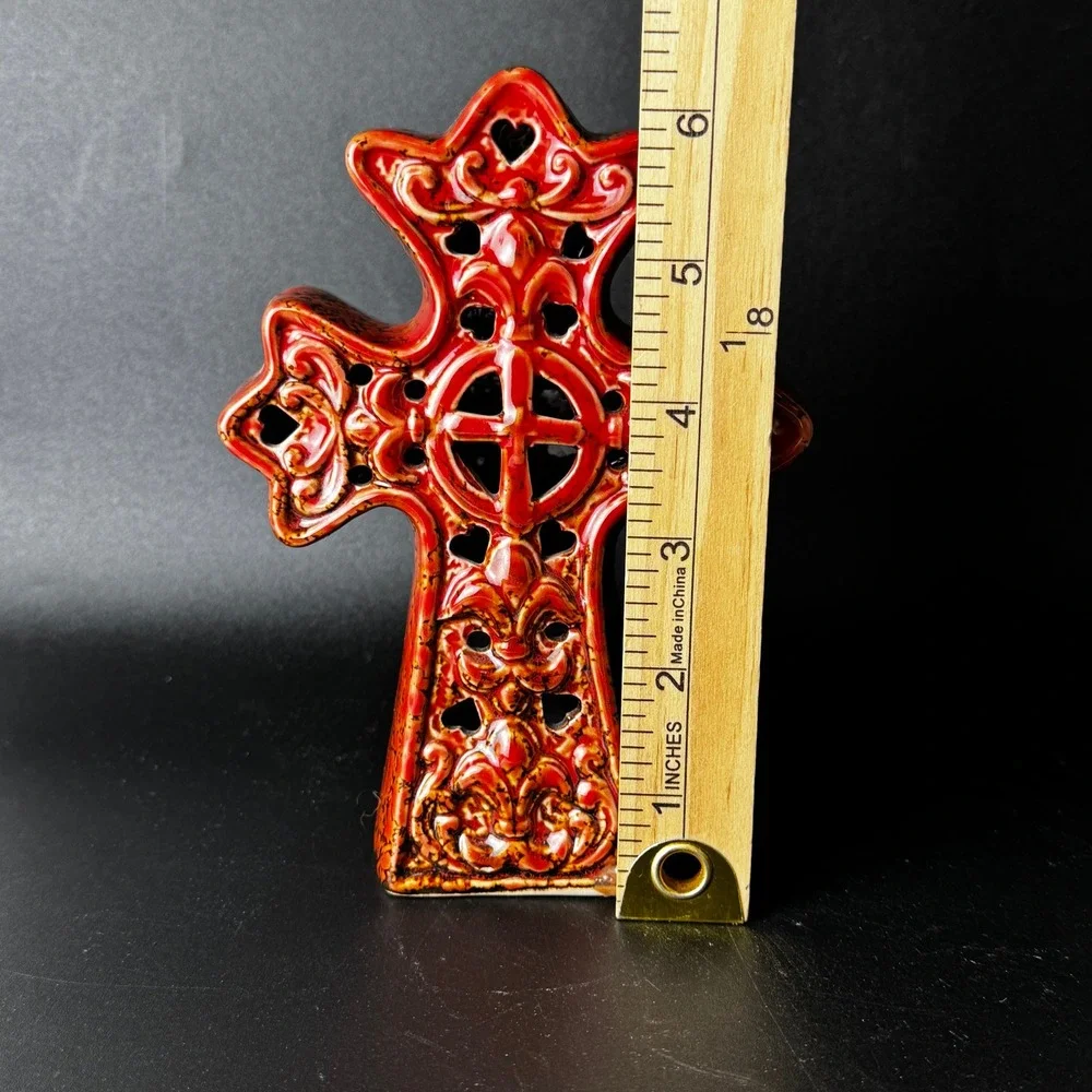 N/A ornate ceramic